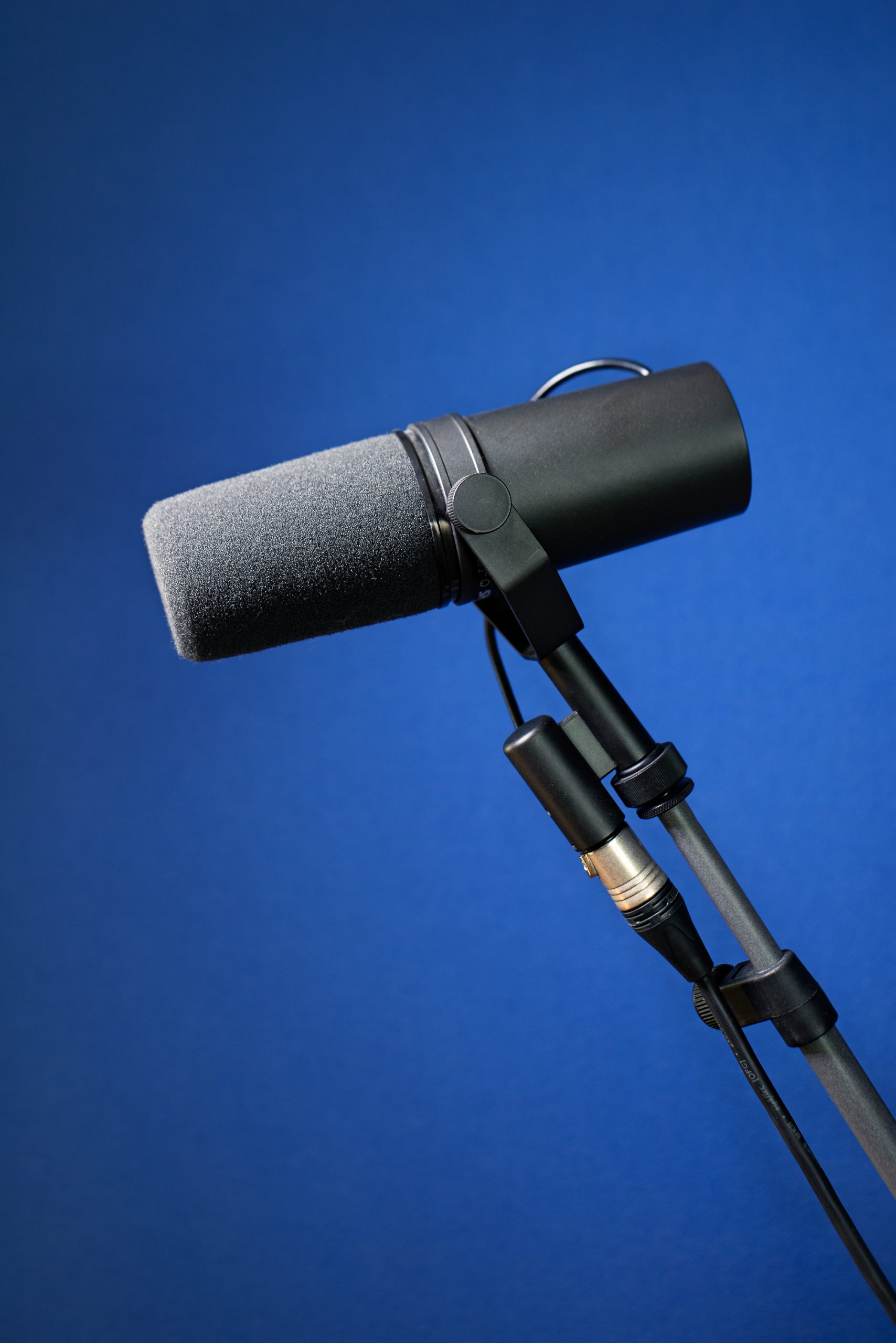 Dynamic microphones