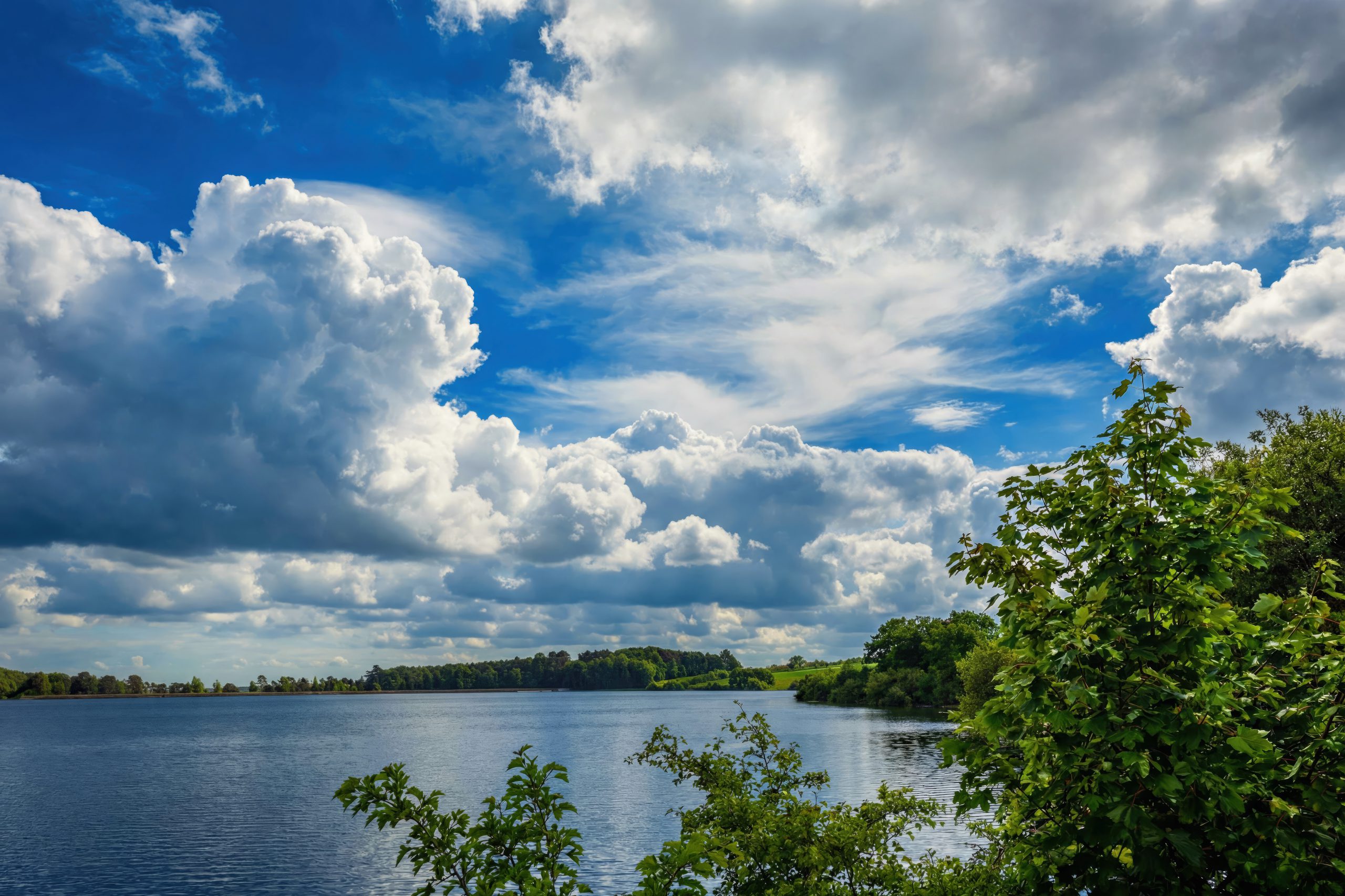 The view over the lake from Far Heath